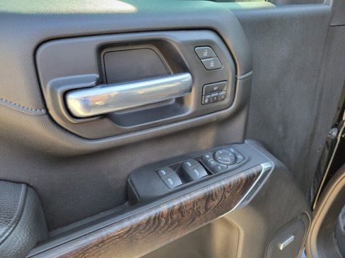 Used 2022 GMC Sierra 2500 Denali image 12