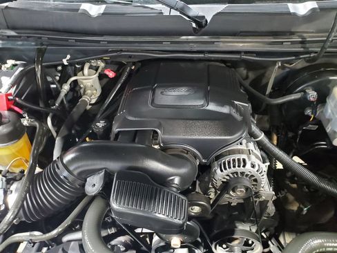 Used 2011 Chevrolet Silverado 1500 LT RWD image 48