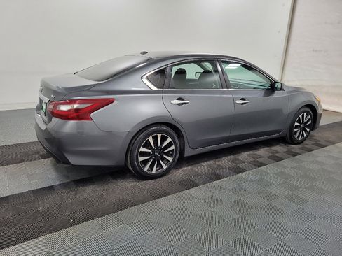 Used 2018 Nissan Altima 2.5 SV image 10