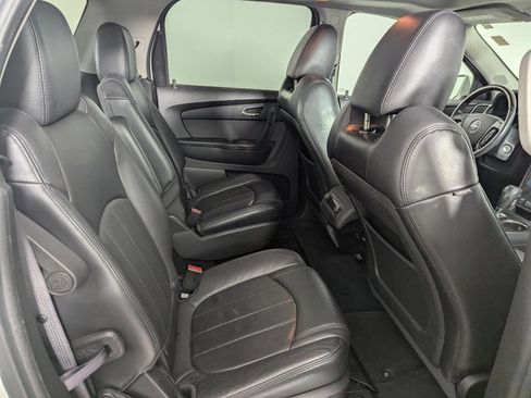 Used 2012 GMC Acadia Denali image 19