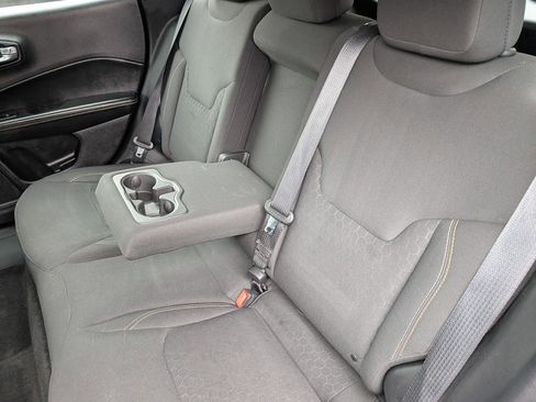 Used 2018 Jeep Compass Sport AWD/4WD image 8