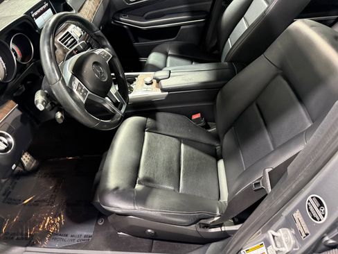 Used 2015 Mercedes-Benz E 350 4MATIC Sedan image 19