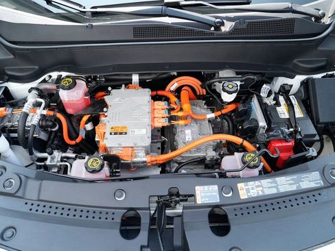 Used 2022 Chevrolet Bolt EUV Premier image 16