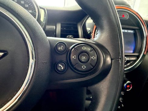 Used 2019 MINI Cooper 4-Door Hardtop FWD image 49