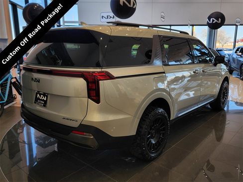 New 2026 Kia Carnival SX w/ SX Dark Edition Package image 3