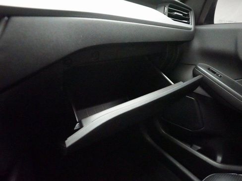 Used 2023 Ford Escape Platinum image 30