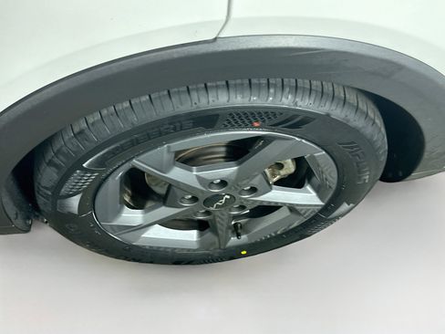 Used 2025 Kia K4 FWD image 11