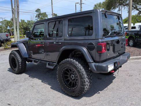Used 2020 Jeep Wrangler Unlimited Rubicon AWD/4WD image 7