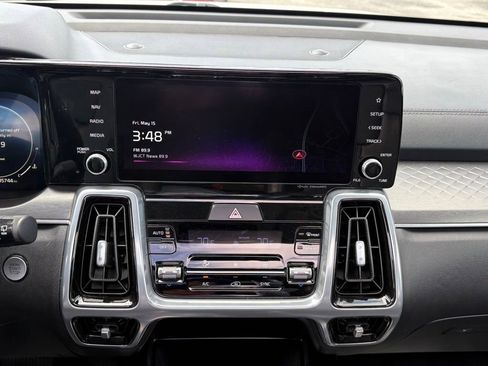 Used 2023 Kia Sorento SX FWD image 18