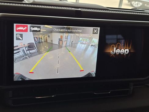 New 2026 Jeep Gladiator Rubicon AWD/4WD image 26