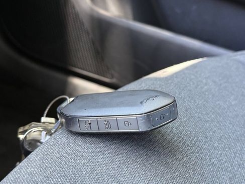 Used 2025 Kia K4 FWD image 21