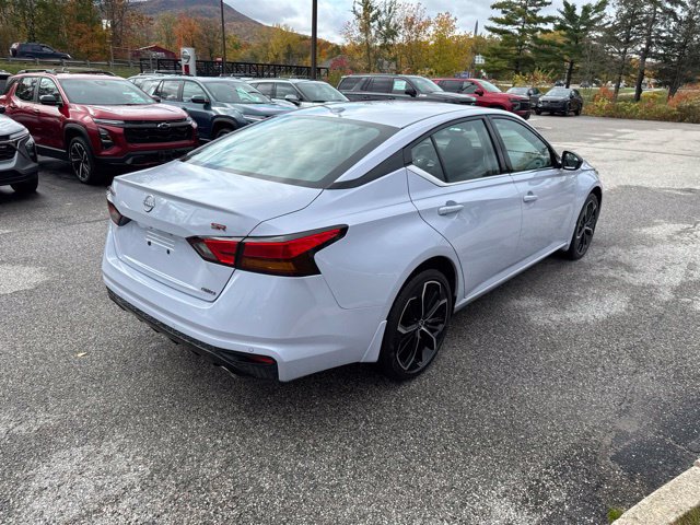 Used 2025 Nissan Altima 2.5 SR w/ SR Premium Package AWD/4WD image 24