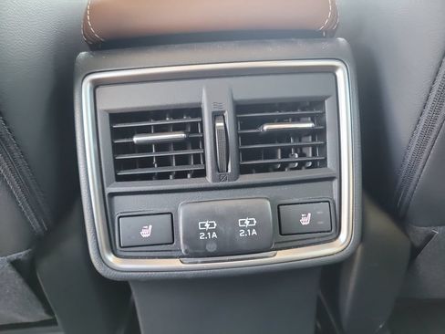 Used 2024 Subaru Forester Touring AWD/4WD image 14