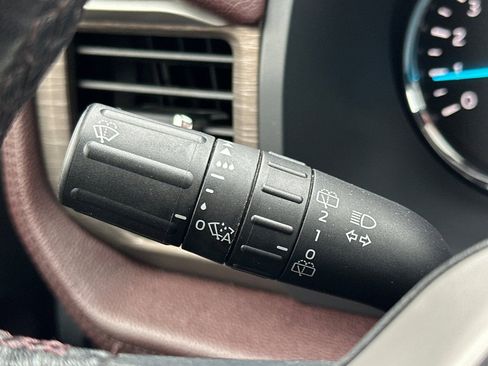 Used 2024 Ford Expedition Max Limited image 37