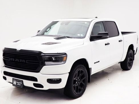Used 2023 RAM 1500 Laramie AWD/4WD image 2