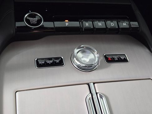 New 2026 Lincoln Navigator L Premier AWD/4WD image 28