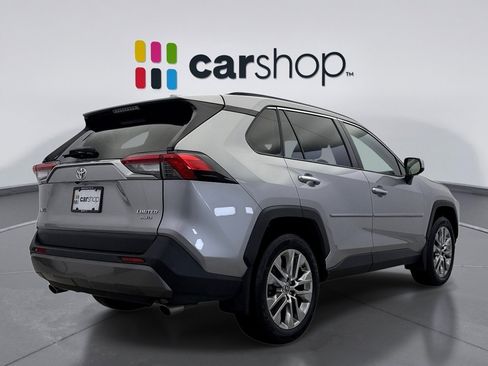 Used 2021 Toyota RAV4 Limited image 5