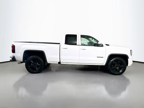 Used 2017 GMC Sierra 1500 SLE image 5
