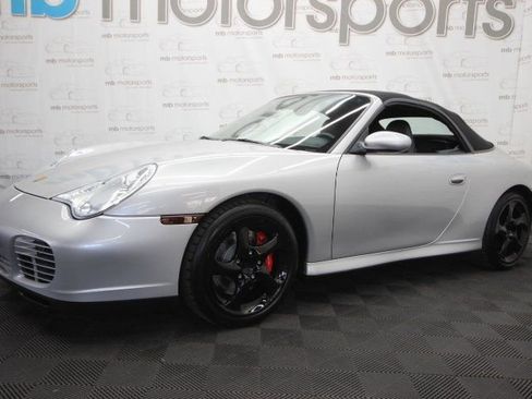 Used 2004 Porsche 911 Carrera 4S image 2