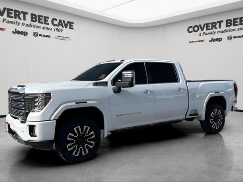 Used 2020 GMC Sierra 3500 Denali w/ Denali Ultimate Package image 3