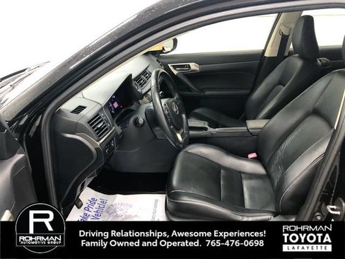 Used 2014 Lexus CT 200h FWD image 11