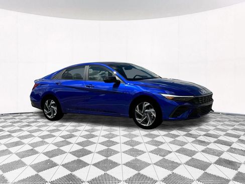 New 2025 Hyundai Elantra Sport image 16