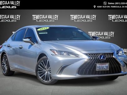 Certified 2022 Lexus ES 300h w/ Premium Package