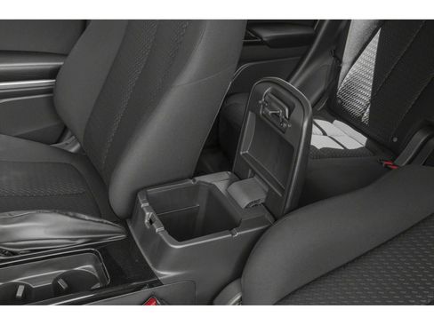 New 2026 Mitsubishi Eclipse Cross LE image 13