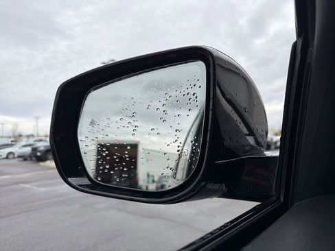 Certified 2024 Jeep Grand Cherokee L Limited w/ Luxury Tech Group II image 5