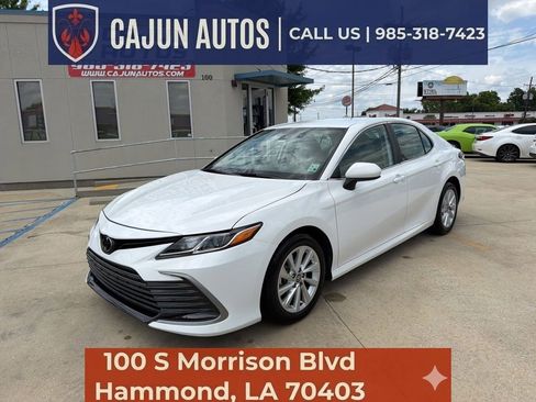 Used 2023 Toyota Camry LE FWD image 2