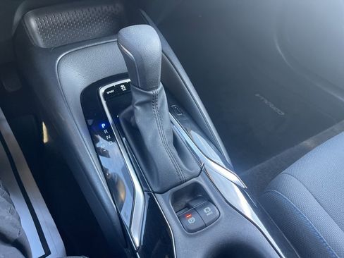 Used 2021 Toyota Corolla SE w/ Carpet Mat Package (TMS) image 23