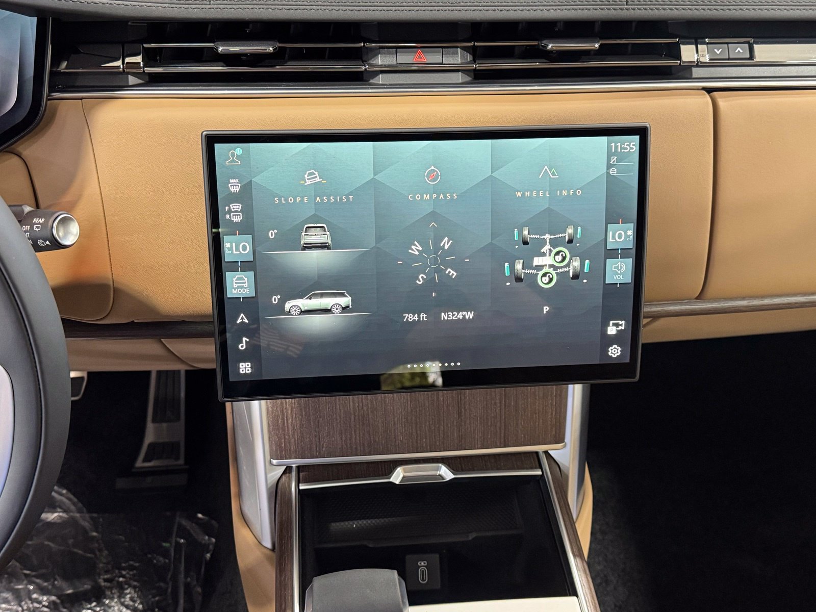 New 2026 Land Rover Range Rover SE AWD/4WD image 24