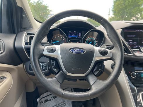 Used 2013 Ford Escape SEL FWD image 16