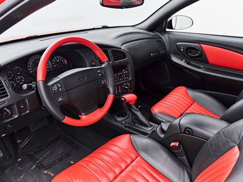 Used 2000 Chevrolet Monte Carlo SS FWD image 2