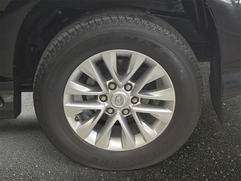 Certified 2023 Lexus GX 460 Premium w/ Premium Package image 33