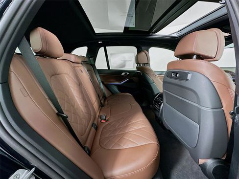 New 2026 BMW X5 xDrive40i w/ M Sport Package image 29