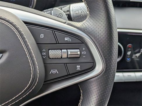 Used 2025 Genesis Electrified GV70 Advanced image 28