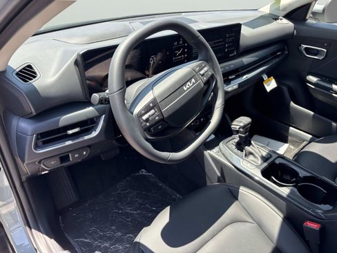 New 2026 Kia K4 EX FWD image 21