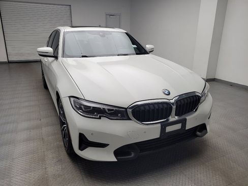 Used 2021 BMW 330i xDrive Sedan w/ Convenience Package AWD/4WD image 14