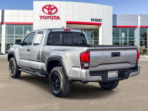 Used 2019 Toyota Tacoma SR5 image 5