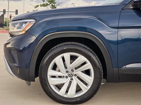 Used 2021 Volkswagen Atlas SE w/ Panoramic Sunroof Package FWD image 6