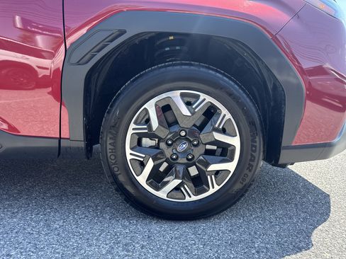 Used 2025 Subaru Forester Premium w/ Convenience Package #1 AWD/4WD image 29