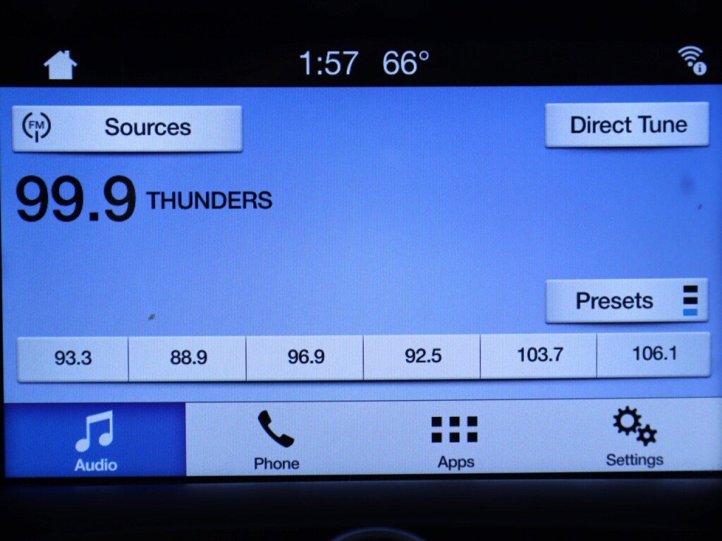 Used 2018 Ford Escape SE w/ SE Sync 3 Package AWD/4WD image 18