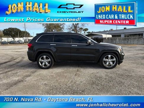 Used 2011 Jeep Grand Cherokee Limited w/ Luxury Group II image 13