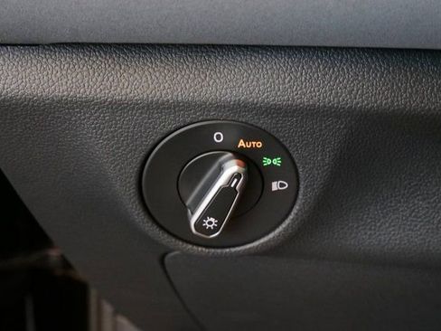 New 2025 Volkswagen Jetta SE image 26