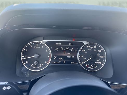 Used 2025 Nissan Pathfinder SL image 24