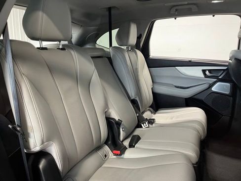 Used 2025 Acura MDX SH-AWD w/ Technology Package image 13
