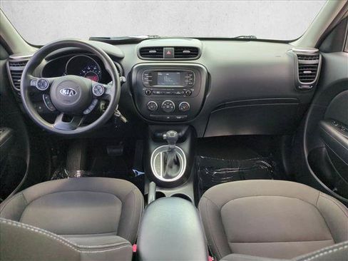 Used 2016 Kia Soul w/ Option Group 020 FWD image 16