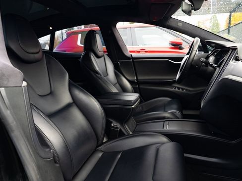 Used 2018 Tesla Model S 100D image 22