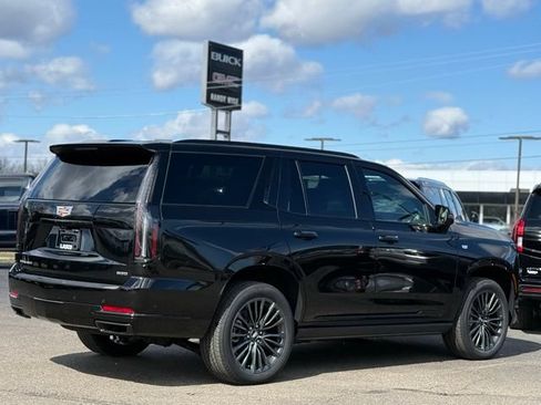 Used 2026 Cadillac Escalade Platinum Sport w/ LPO, Floor Liner Package AWD/4WD image 49